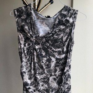 Ann Taylor Print Stretch Top Size M